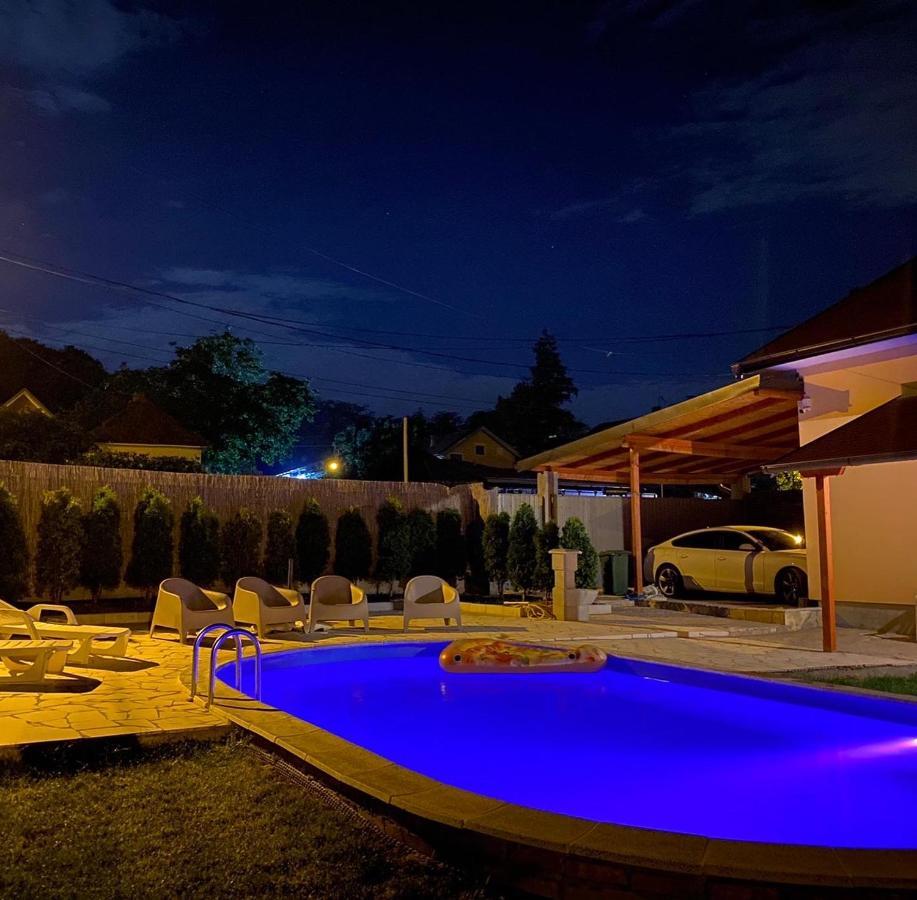 הוילה בלגרד Mika'S Poolhouse מראה חיצוני תמונה
